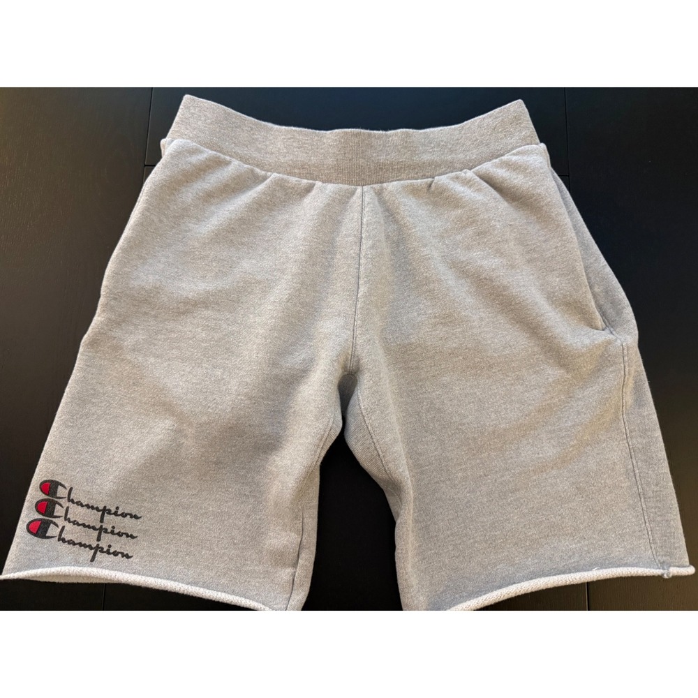 Champion Reverse Weave 10" Cut-off Fleece Sweat Shorts Mens Medium Gray Raw Hem